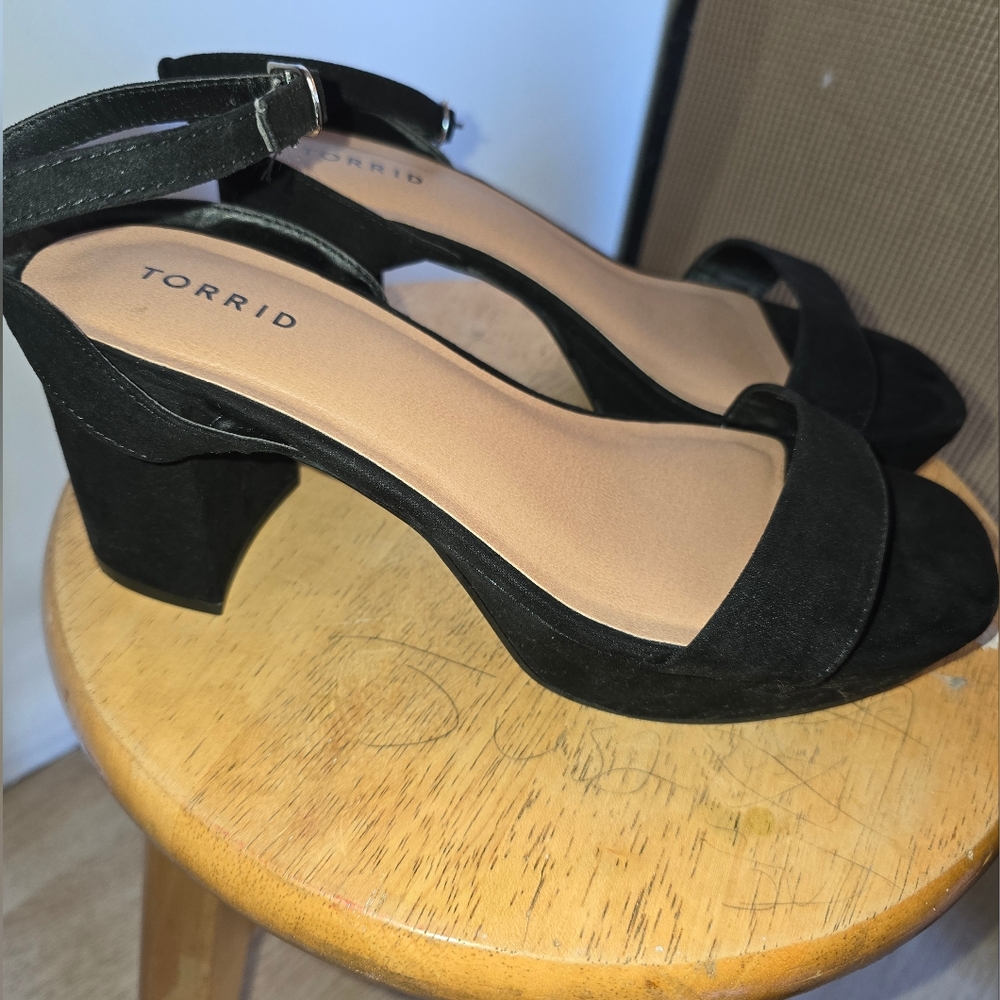 Platform Block Heel Sandal - image 2